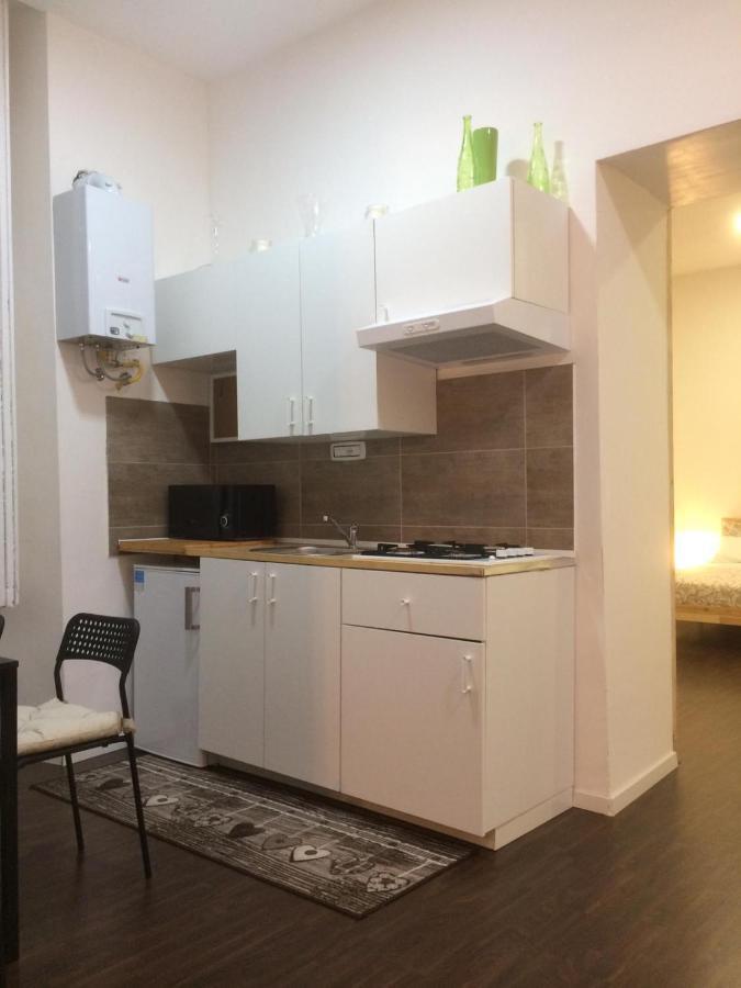 Ferienwohnung Piazza Carita' Centro Storico Neapel Exterior foto